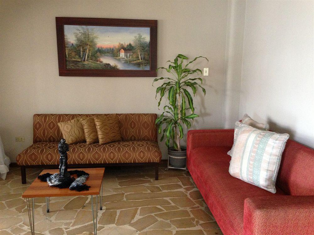 El Patio Suites II Гуаякиль Экстерьер фото