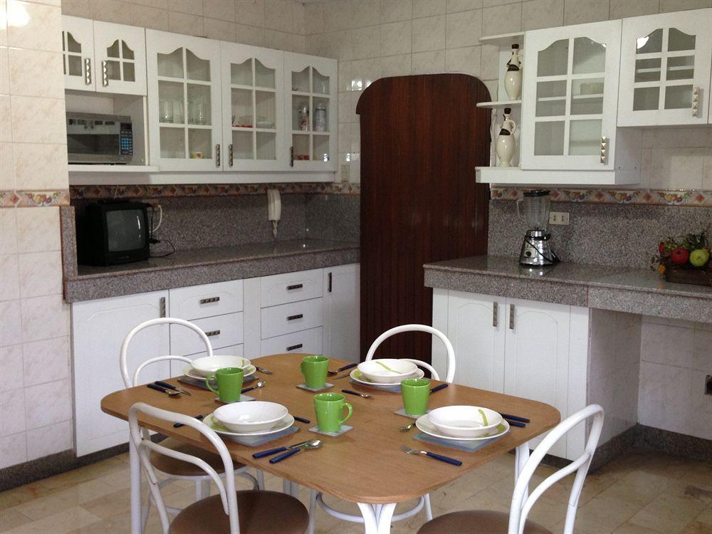 El Patio Suites II Гуаякиль Экстерьер фото
