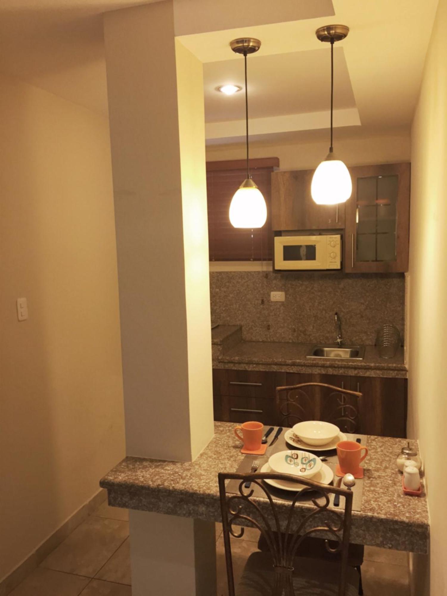 El Patio Suites II Гуаякиль Экстерьер фото