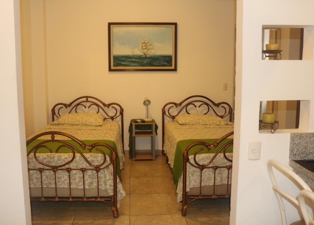 El Patio Suites II Гуаякиль Экстерьер фото