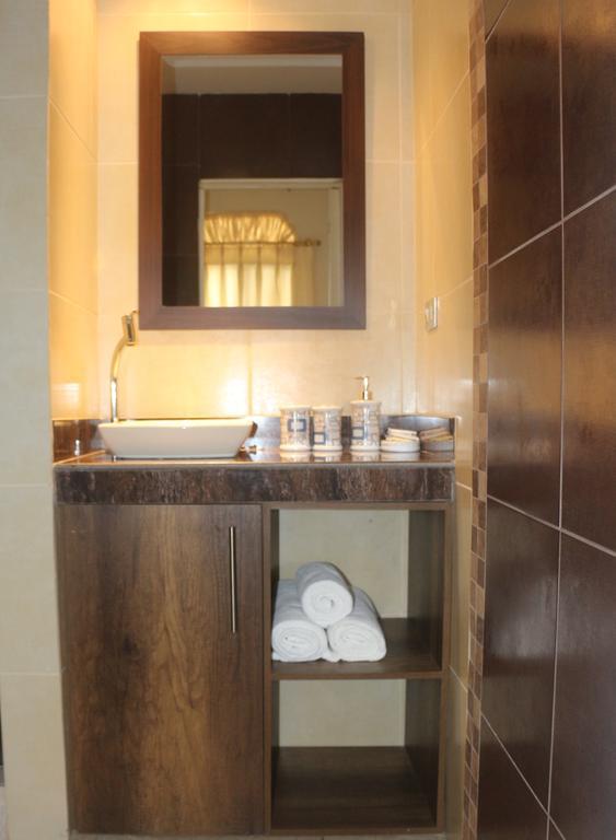 El Patio Suites II Гуаякиль Экстерьер фото