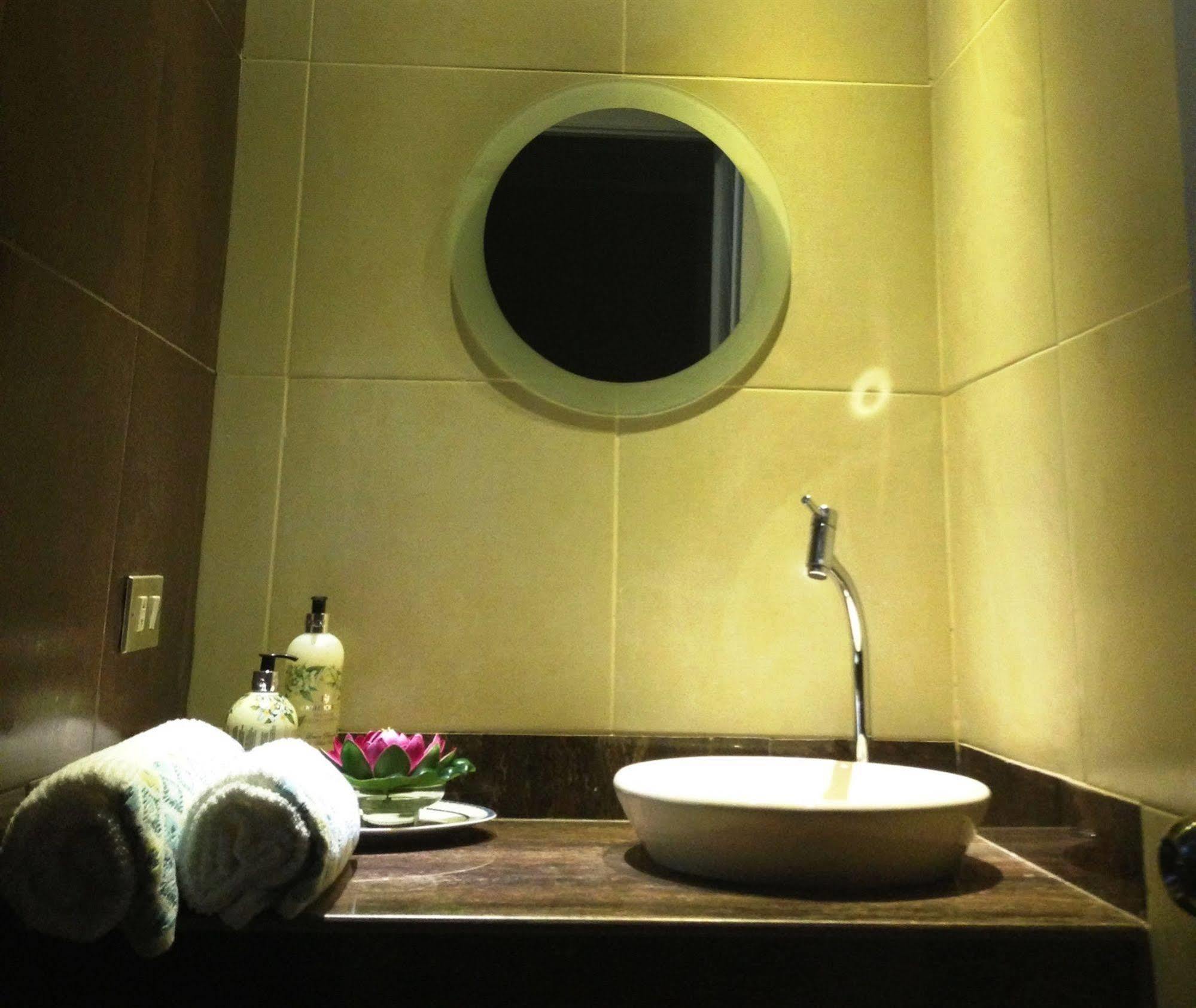 El Patio Suites II Гуаякиль Экстерьер фото