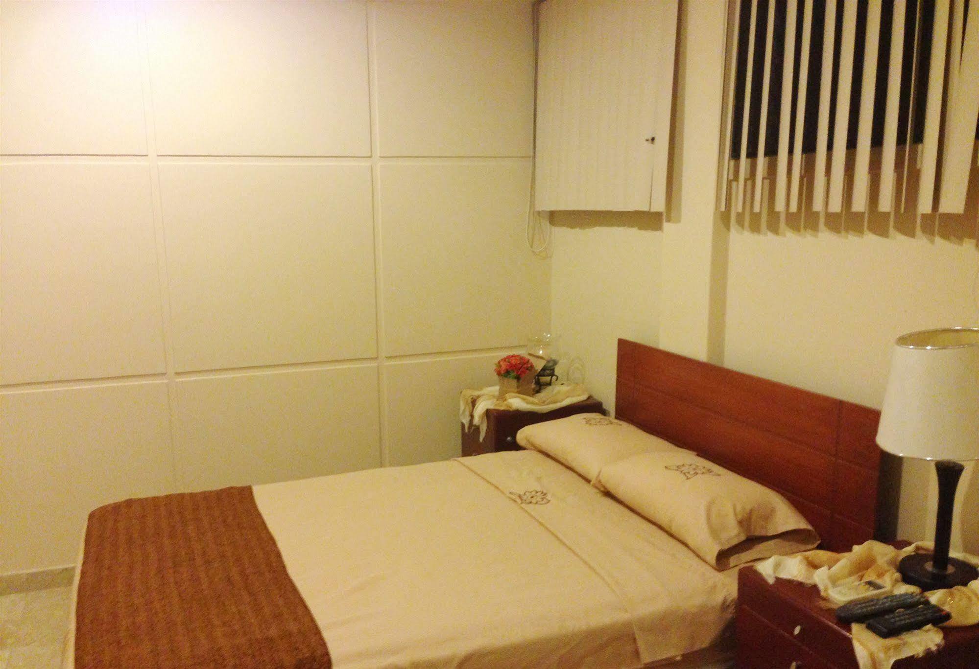 El Patio Suites II Гуаякиль Экстерьер фото